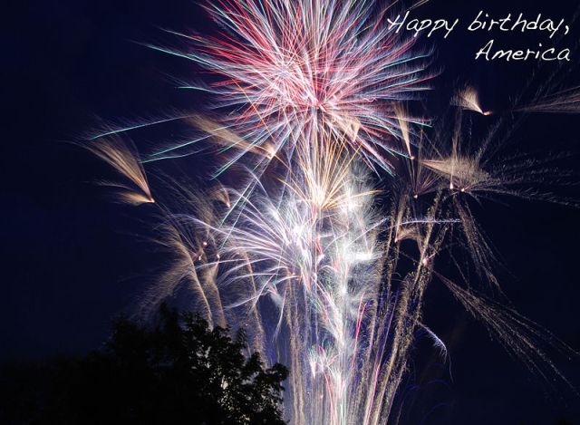 "4thFireworks with text" by 4thFireworks1.JPG: UpstateNYerderivative work: upstateNYer - 4thFireworks1.JPG. Licensed under CC BY-SA 3.0 via Wikimedia Commons